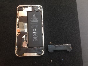 iphone4s　外部スピーカー修理